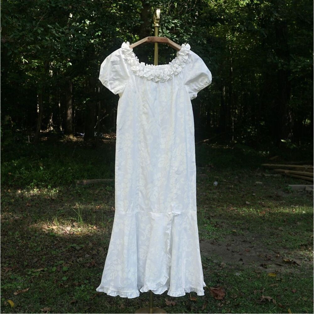 Hilo Hattie White Floral Maxi Dress with Ruffled Neckline